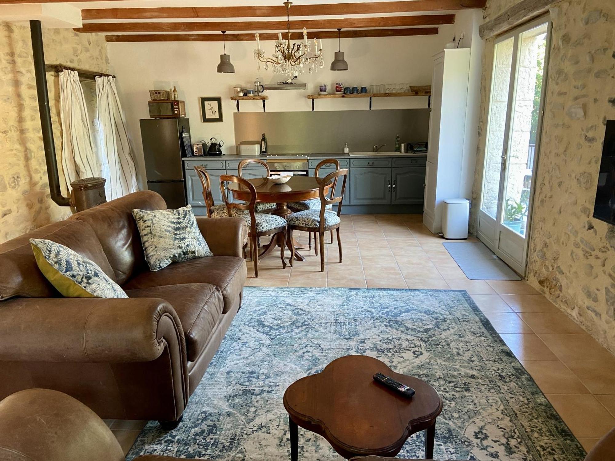 Le Mas De Roussa Meyrannes Habitación foto